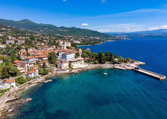 In With Kitchen Apartmán Lovran