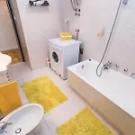 In With Kitchen Appartement