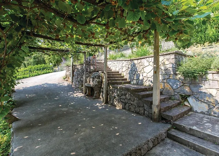 Apartament In With Kitchen *